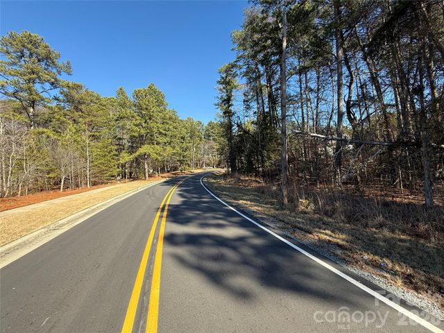 000 Thomas Road, Charlotte, NC 28278
