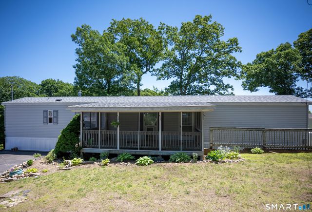 55 Mountainview Road, East Hampton, CT 06424