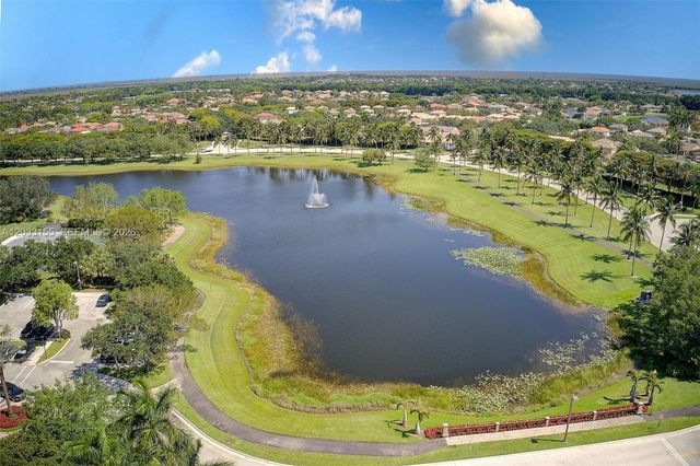 1530 Canary Island Drive, Weston, FL 33327