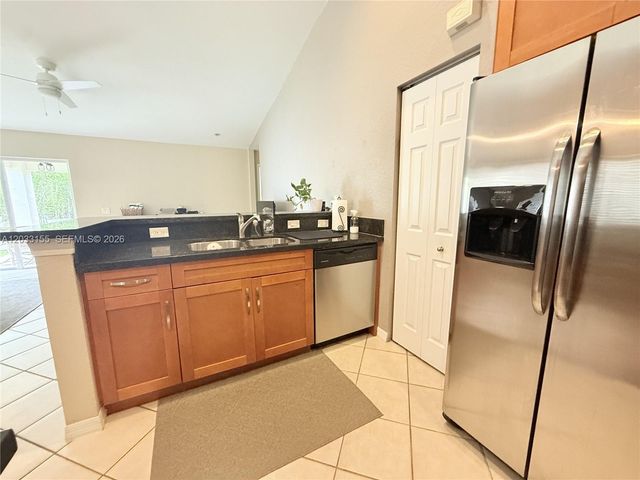 1530 Canary Island Drive, Weston, FL 33327