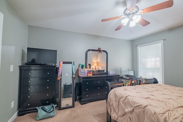 61 Brookfield Cir, Winchester, TN 37398