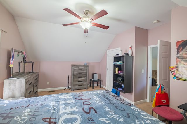 61 Brookfield Cir, Winchester, TN 37398