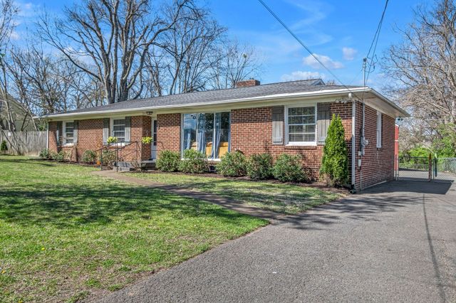326 Walton Ln, Madison, TN 37115