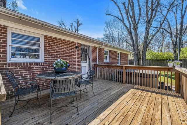 326 Walton Ln, Madison, TN 37115