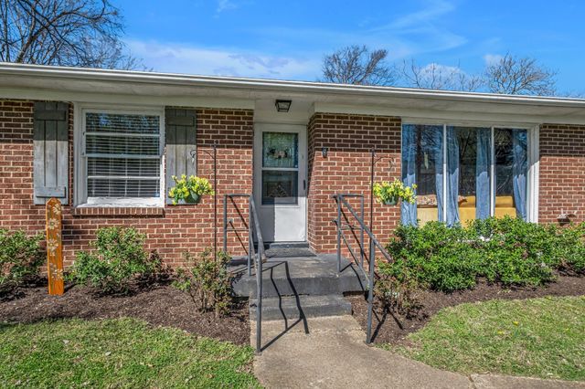 326 Walton Ln, Madison, TN 37115