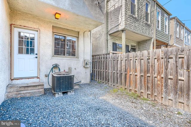 135 W OSTEND ST, Baltimore, MD 21230