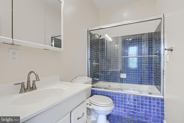 135 W OSTEND ST, Baltimore, MD 21230