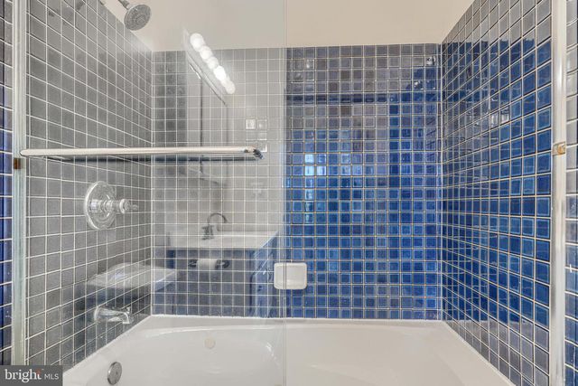 135 W OSTEND ST, Baltimore, MD 21230