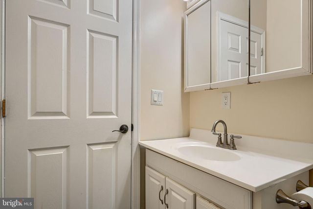 135 W OSTEND ST, Baltimore, MD 21230