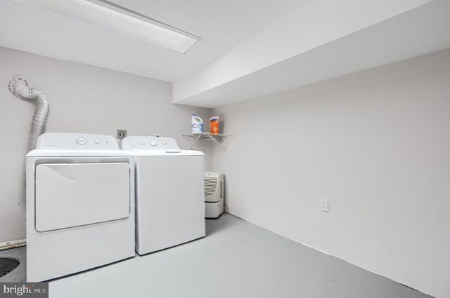 135 W OSTEND ST, Baltimore, MD 21230
