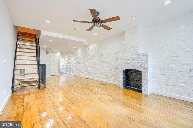 135 W OSTEND ST, Baltimore, MD 21230