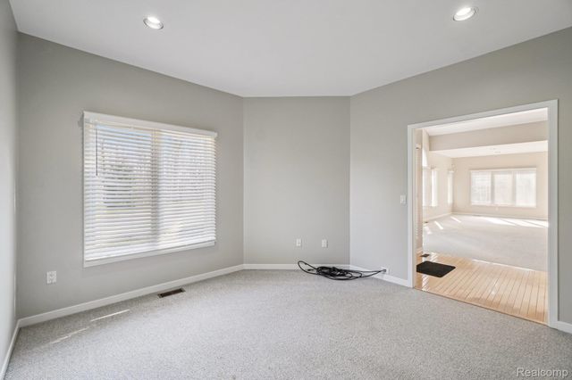 7366 Crackling Creek Circle 1, West Bloomfield Charter Township, MI 48322