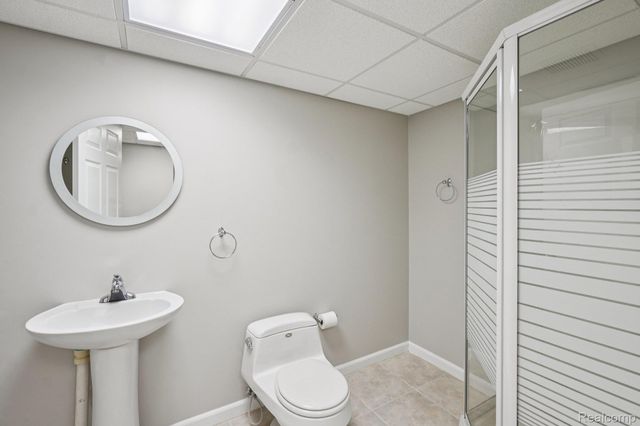 7366 Crackling Creek Circle 1, West Bloomfield Charter Township, MI 48322