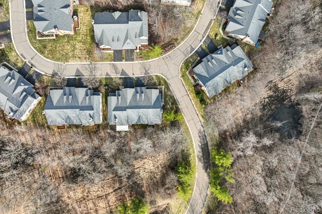 7366 Crackling Creek Circle 1, West Bloomfield Charter Township, MI 48322