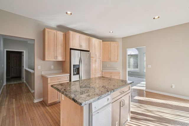 7366 Crackling Creek Circle 1, West Bloomfield Charter Township, MI 48322