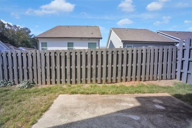 1506 Ashbrooke Trace Drive, Stone Mountain, GA 30083