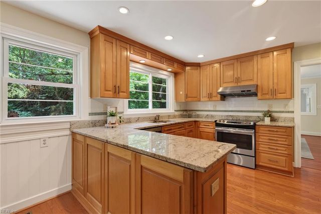 3375 Lynnwood DR, Virginia Beach, VA 23452