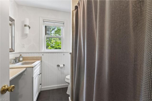 3375 Lynnwood DR, Virginia Beach, VA 23452