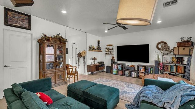 1373 E WHITE LN, St. George, UT 84790