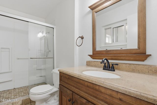 1905 DICIEMBRE Drive, El Paso, TX 79935