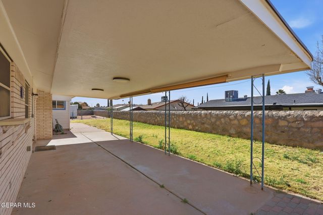 1905 DICIEMBRE Drive, El Paso, TX 79935