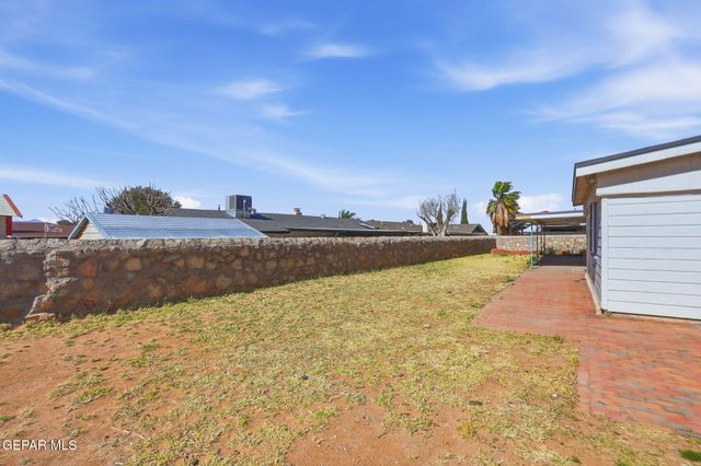 1905 DICIEMBRE Drive, El Paso, TX 79935