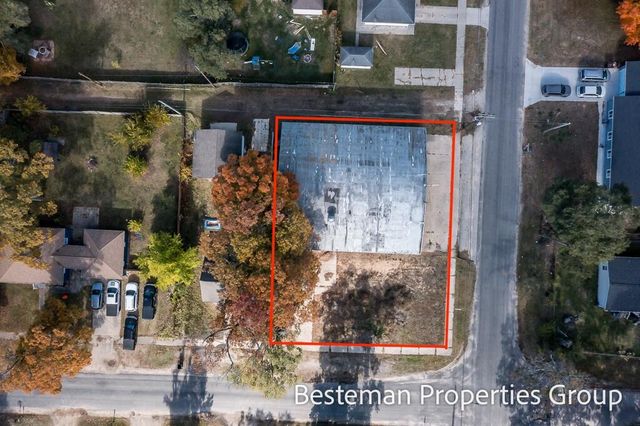 1099 Gordon Street, Muskegon, MI 49442