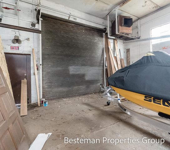 1099 Gordon Street, Muskegon, MI 49442