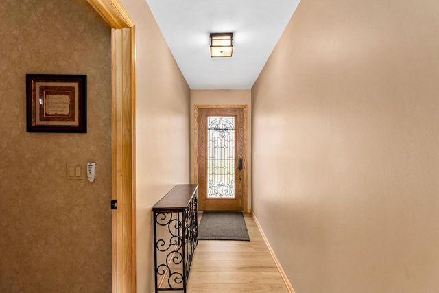 5420 Peninsula DRIVE, Waterford, WI 53185