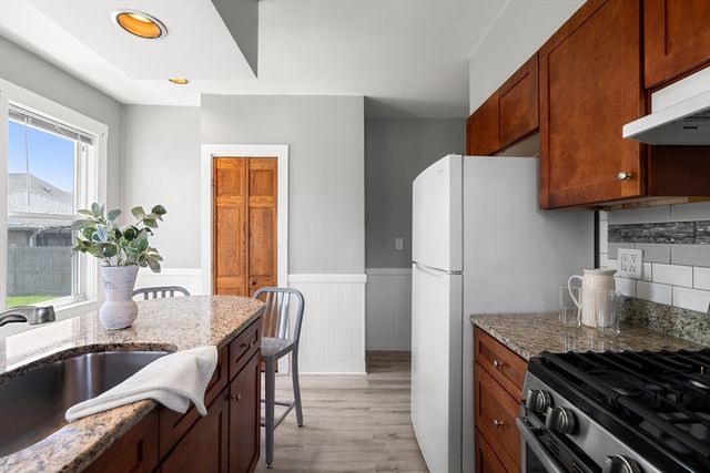 2 Thorndike St 2, Arlington, MA 02474