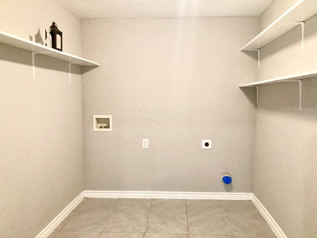 6103 Sherwood Drive, Houston, TX 77021