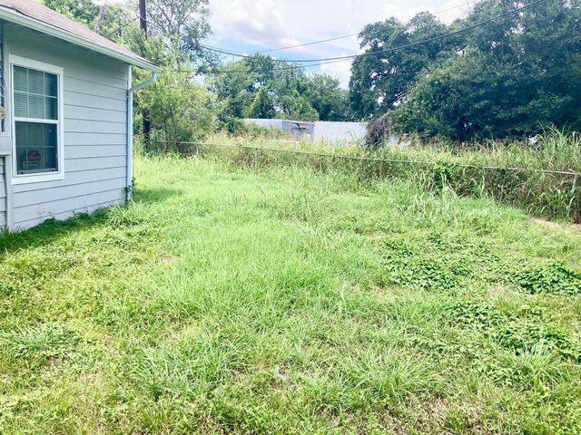 6103 Sherwood Drive, Houston, TX 77021