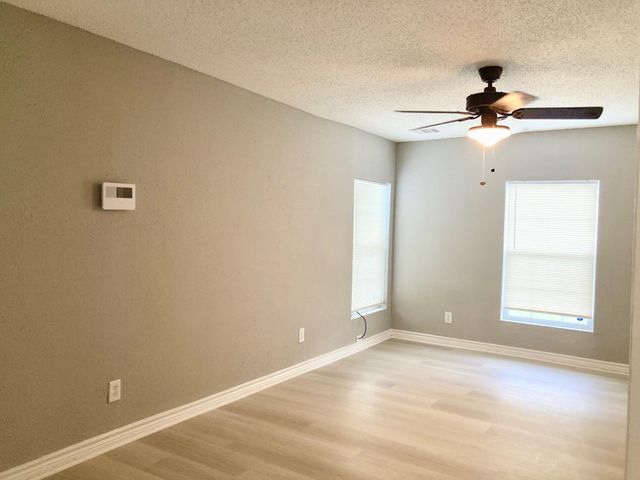 6103 Sherwood Drive, Houston, TX 77021