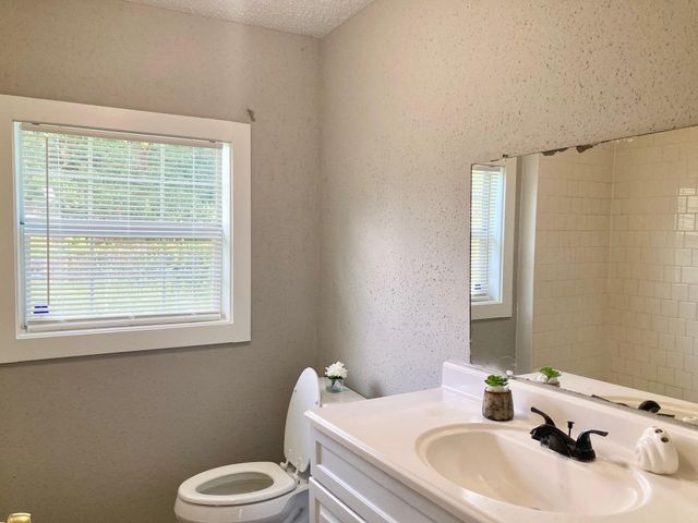6103 Sherwood Drive, Houston, TX 77021