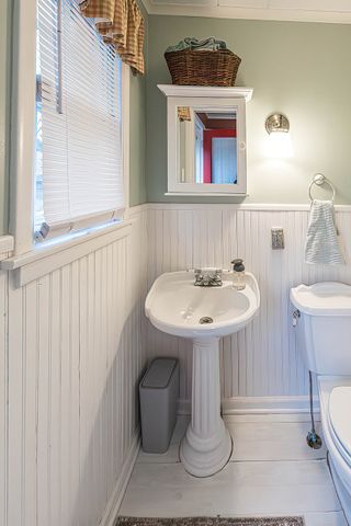 306 SHAWNEE Drive, Erie, PA 16505