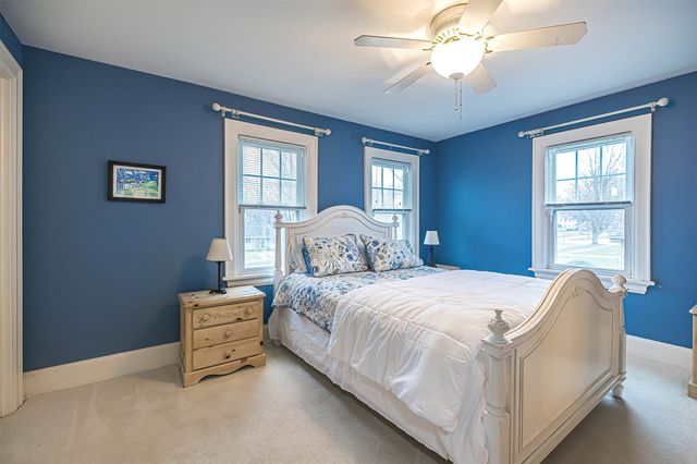 306 SHAWNEE Drive, Erie, PA 16505