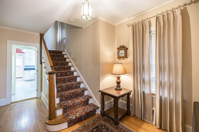 306 SHAWNEE Drive, Erie, PA 16505