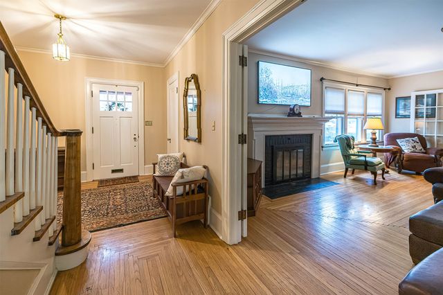 306 SHAWNEE Drive, Erie, PA 16505