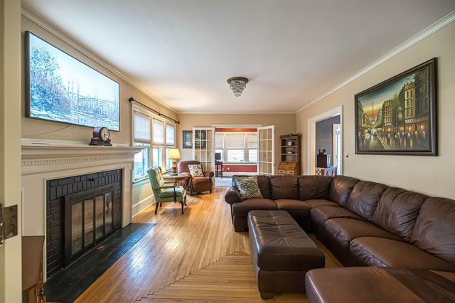 306 SHAWNEE Drive, Erie, PA 16505