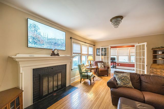 306 SHAWNEE Drive, Erie, PA 16505