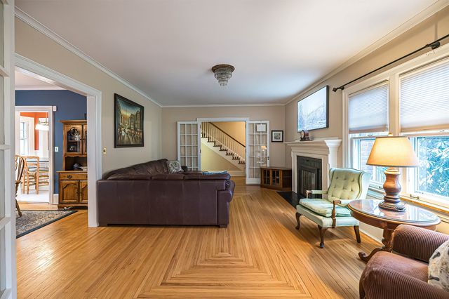 306 SHAWNEE Drive, Erie, PA 16505