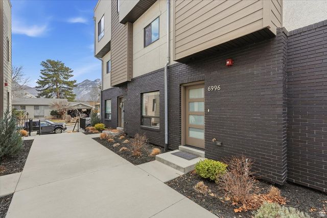 6996 S BROOKHILL, Cottonwood Heights, UT 84171