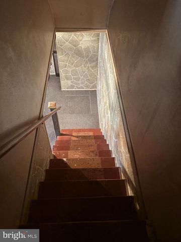 7832 ROCKBOURNE RD, Baltimore, MD 21222