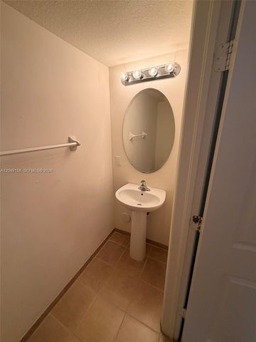 3767 SE 3rd Ct, Homestead, FL 33033