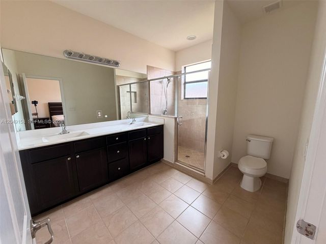 3767 SE 3rd Ct, Homestead, FL 33033