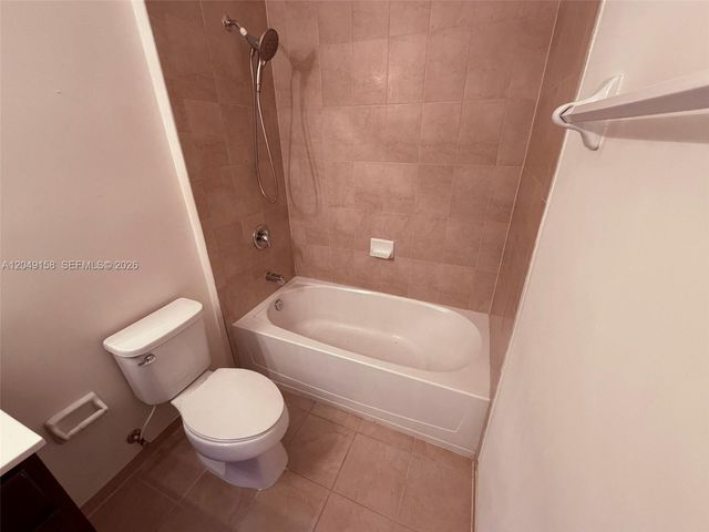3767 SE 3rd Ct, Homestead, FL 33033