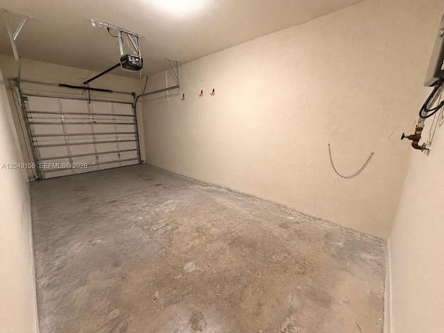 3767 SE 3rd Ct, Homestead, FL 33033