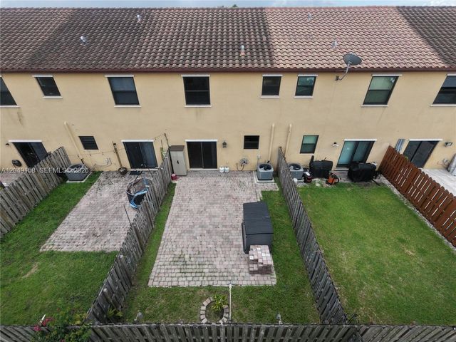 3767 SE 3rd Ct, Homestead, FL 33033
