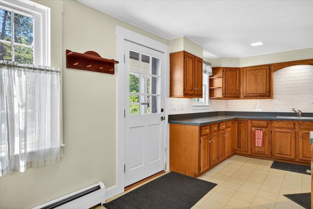 522 Vermont Route 100, Wardsboro, VT 05355