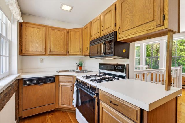 522 Vermont Route 100, Wardsboro, VT 05355